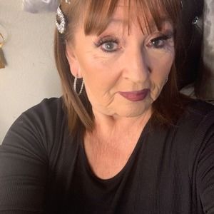 Meet your Posher, Angelina